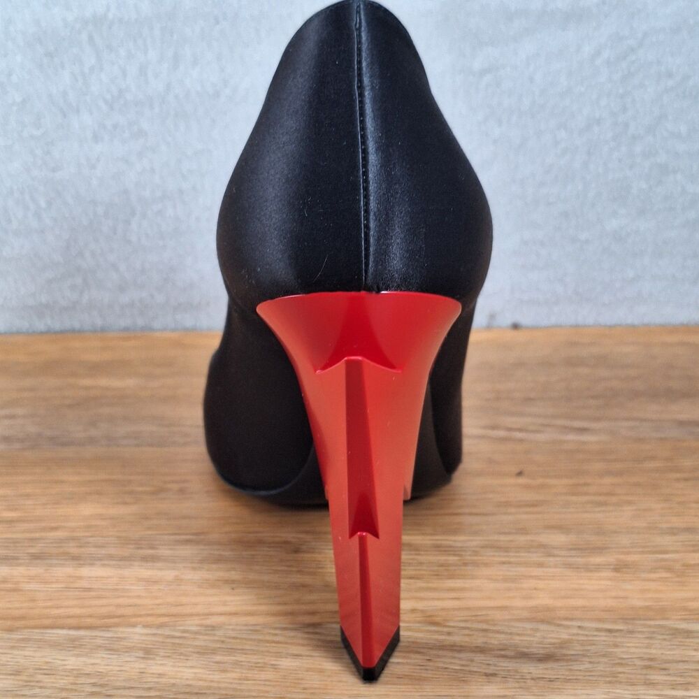 Prada *SINGLE SHOE* Satin Thunderbolt Heel Pump Women's EU 39 Red Black Italy - Picture 5 of 15